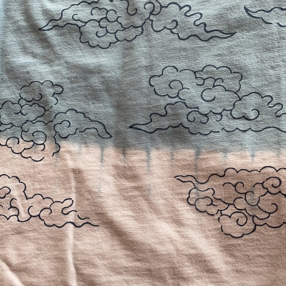 Uniqlo tops size medium karakami karacho and Studio Sanderson - Picture 2 of 6